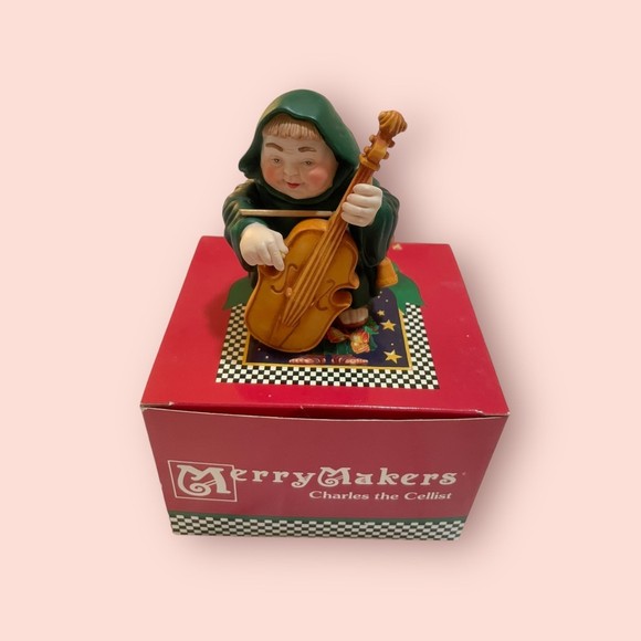 Department‎ 56 Merry Makers Charles the Cellist with Box - Picture 1 of 6